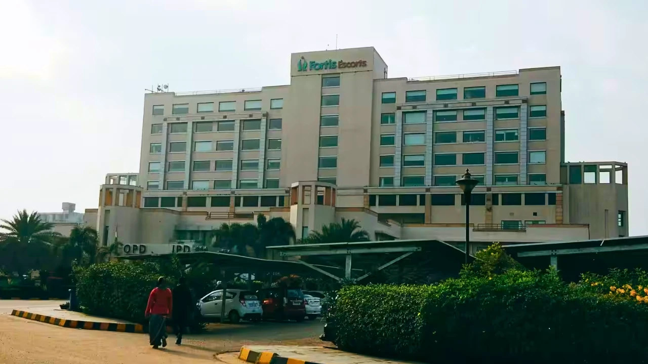 Fortis Escorts Hospital