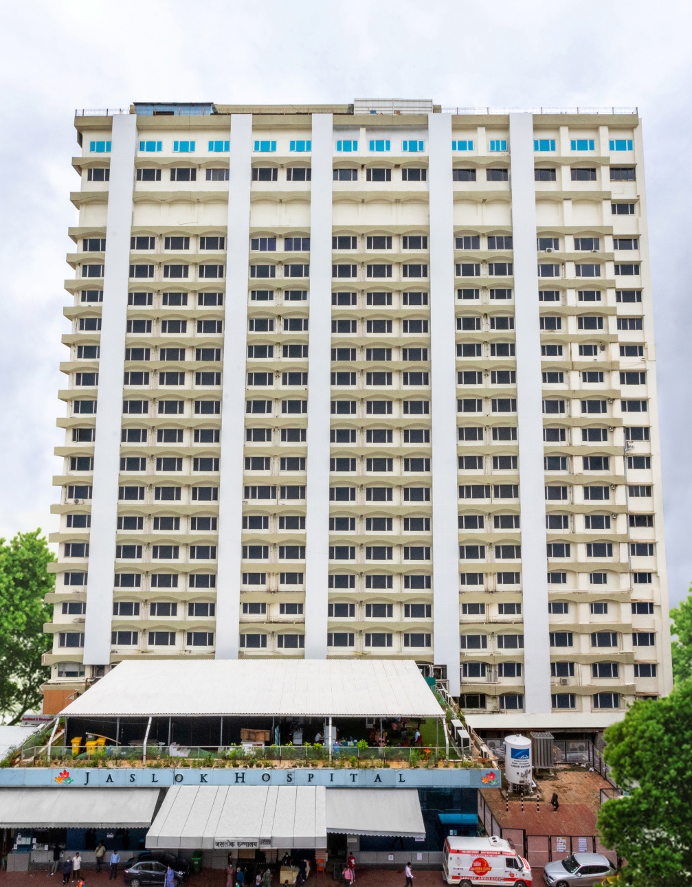 Jaslok Hospital & Research Centre, Mumbai